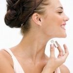 Mẹo dùng nước hoa cho người nhiều mồ hôi