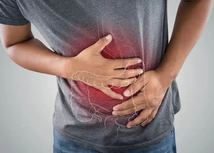 Lười vận động gây táo bón do làm giảm nhu động ruột