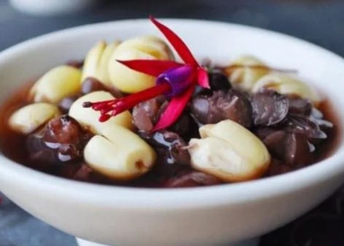 Chè đậu đen hạt sen - thực phẩm tốt cho bệnh đái dầm, tiểu dầm