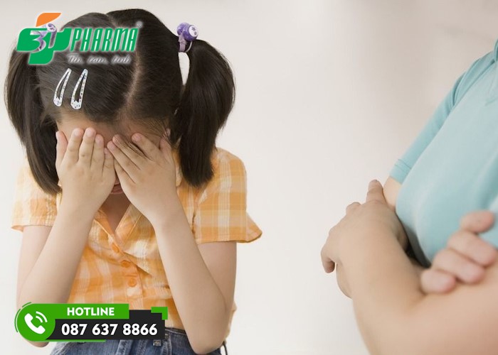 không nên mắng trẻ khi trẻ đái dầm - 3T Pharma