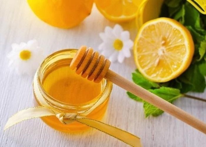 Mật ong là một vị thuốc chữa ho khan lâu ngày rất tốt 