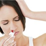 Chảy máu cam nhiều có bị gì không? Dấu hiệu cảnh báo sức khỏe bạn