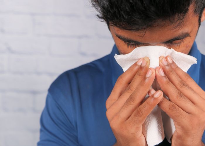 Các khối u mũi hoặc xoang, ung thư vòm họng,... đều có thể gây chảy máu cam ở hầu hết đối tượng