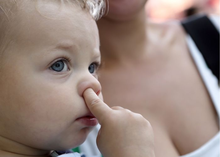 bị chảy máu mũi thường xuyên là bệnh gì