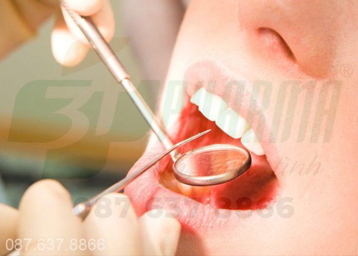 Nhiệt lưỡi có thể bắt nguồn từ các vấn đề răng miệng 