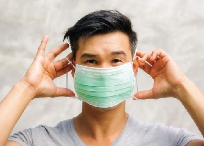 Đeo khẩu trang khi ra ngoài giúp phòng bệnh