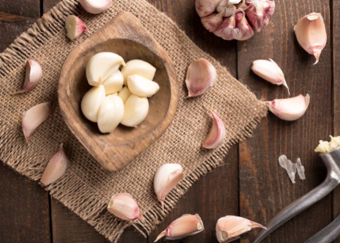 cách chữa viêm phế quản không dùng kháng sinh bằng tỏi được nhiều người sử dụng