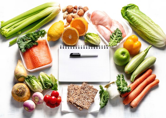 Chế độ ăn uống khoa học, đầy đủ dinh dưỡng giúp phòng viêm phế quản hiệu quả