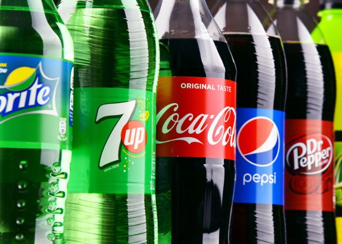 Khi bị viêm phế quản nên hạn chế sử dụng đồ uống có ga