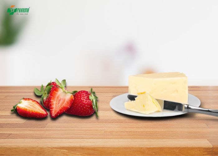 Mặt nạ bơ, dâu tây dễ làm, hiệu quả tốt khi bị dị ứng da mặt