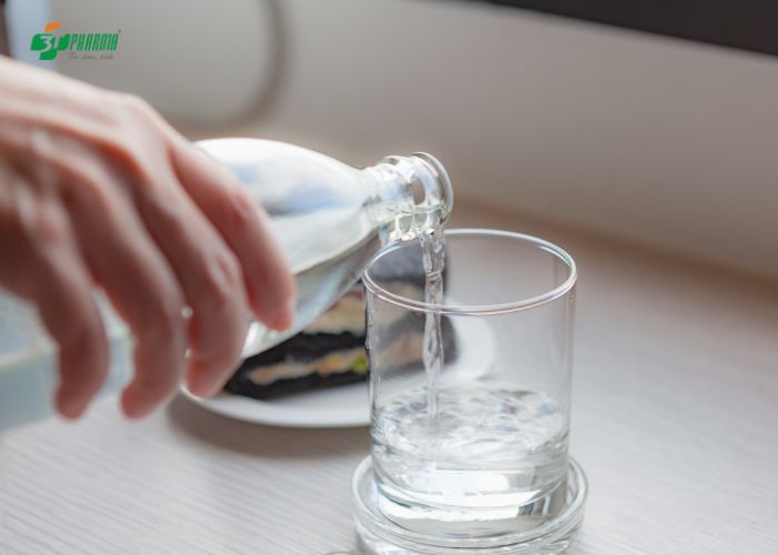 Uống nhiều nước giúp phòng ngừa dị ứng cơ địa hiệu quả