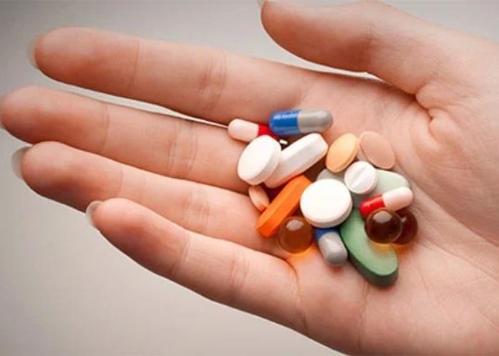 Dùng thuốc tây điều trị bệnh trĩ hỗn hợp là phương pháp được nhiều người áp dụng