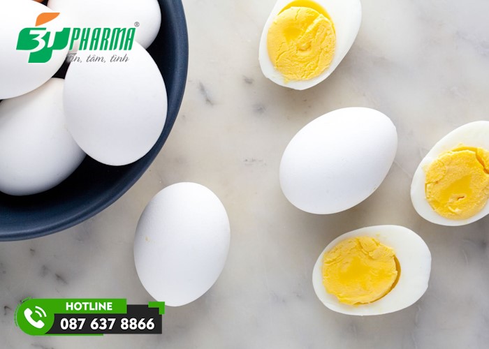 trứng gà cũng là 1 cách trị ho cho trẻ trên 1 tuổi mà đảm bảo trẻ rất thích - 3T Pharma